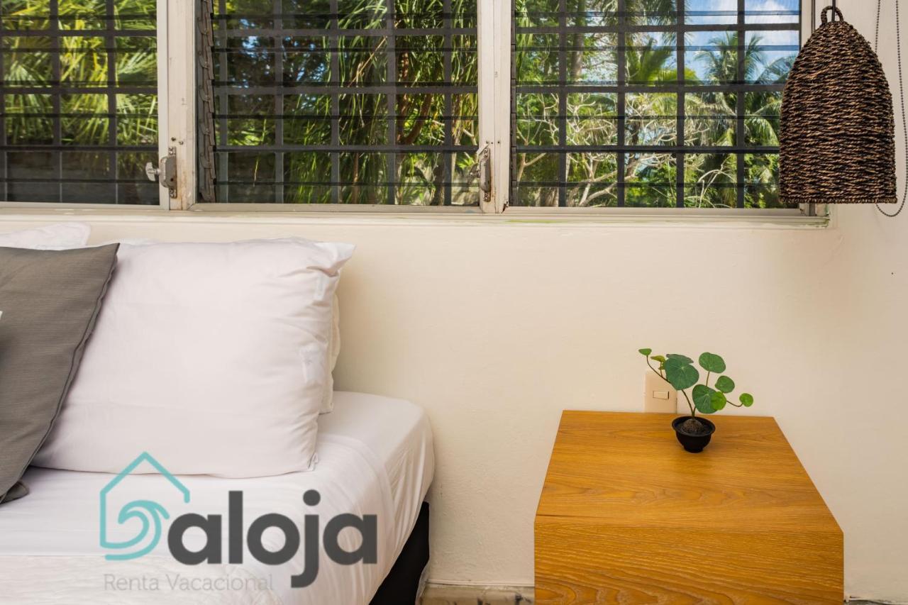 Villa Xtohil With Private Access To The Magic 7 Colors Lagoon Bacalar Luaran gambar