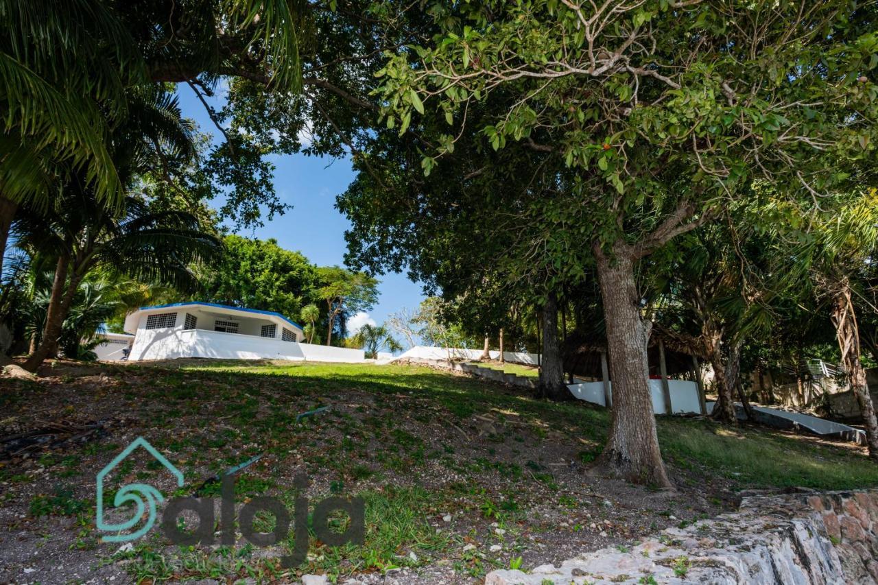 Villa Xtohil With Private Access To The Magic 7 Colors Lagoon Bacalar Luaran gambar