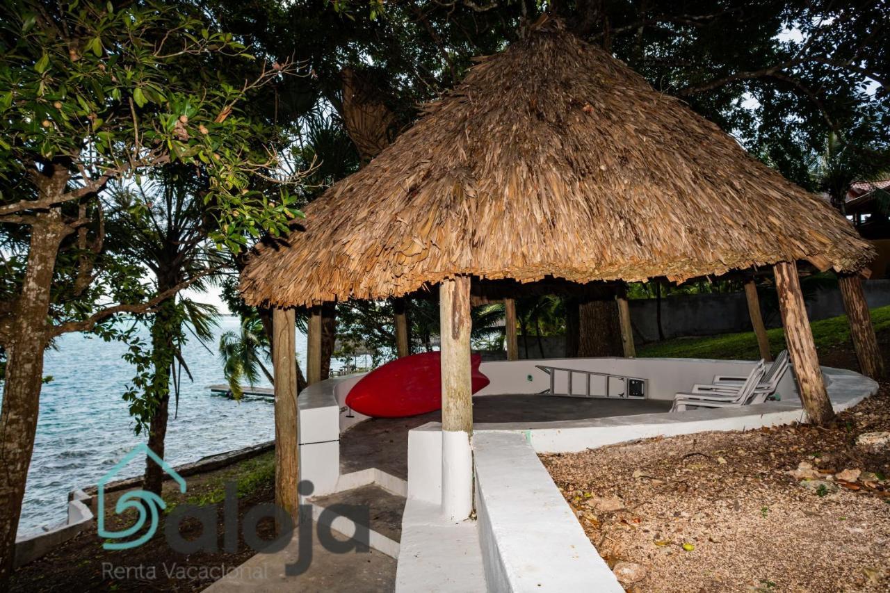 Villa Xtohil With Private Access To The Magic 7 Colors Lagoon Bacalar Luaran gambar