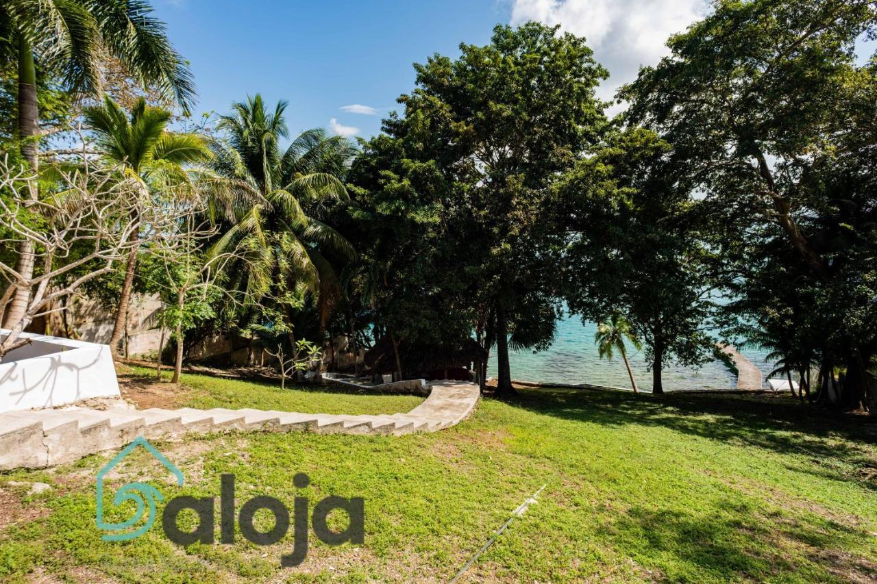 Villa Xtohil With Private Access To The Magic 7 Colors Lagoon Bacalar Luaran gambar