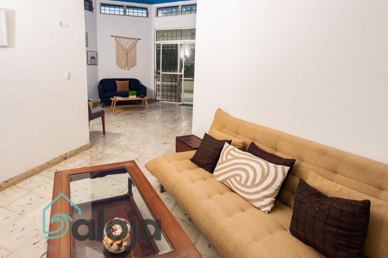 Villa Xtohil With Private Access To The Magic 7 Colors Lagoon Bacalar Luaran gambar