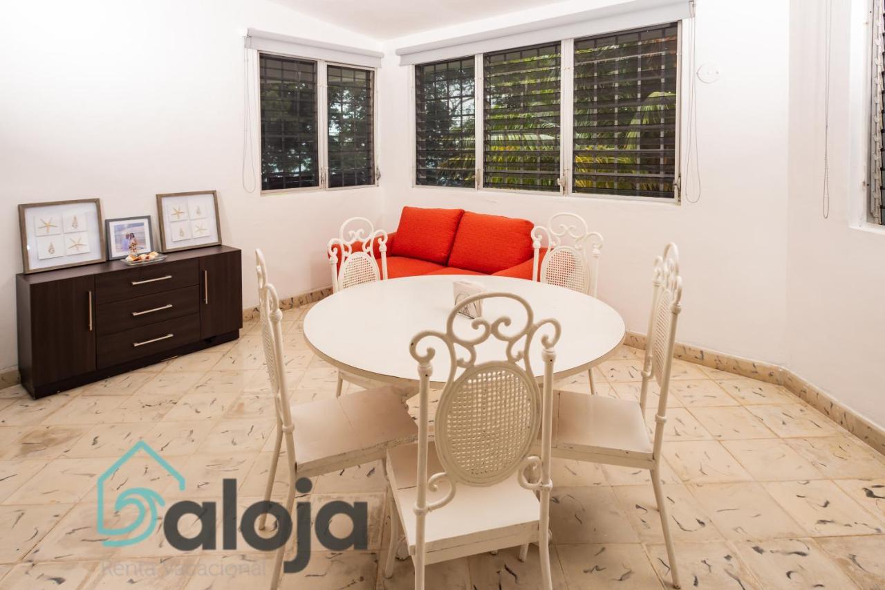 Villa Xtohil With Private Access To The Magic 7 Colors Lagoon Bacalar Luaran gambar